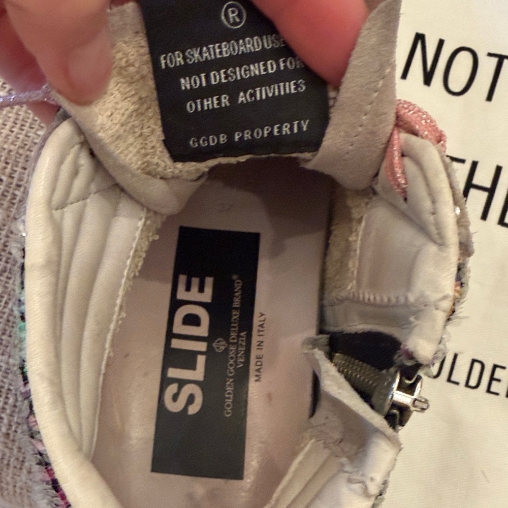 Golden Goose Sequin Sneakers with Pink Laces - Picture 5 of 7